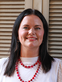 photo of Elizabeth Zuk